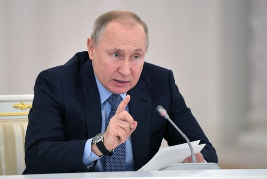 Президент РФ В. Путин провел заседание Госсовета по вопросам аграрной политики