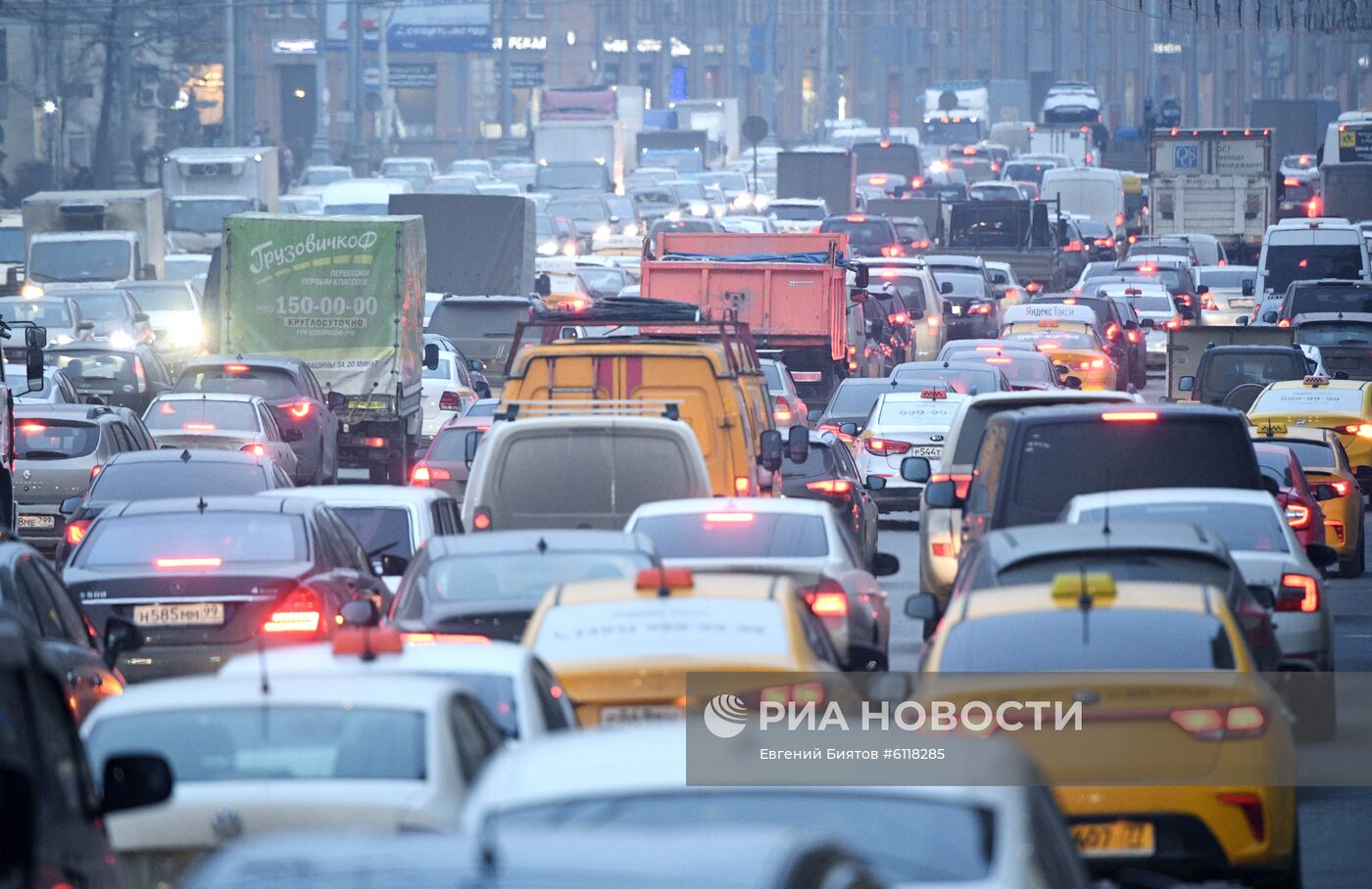 Предновогодние пробки в Москве