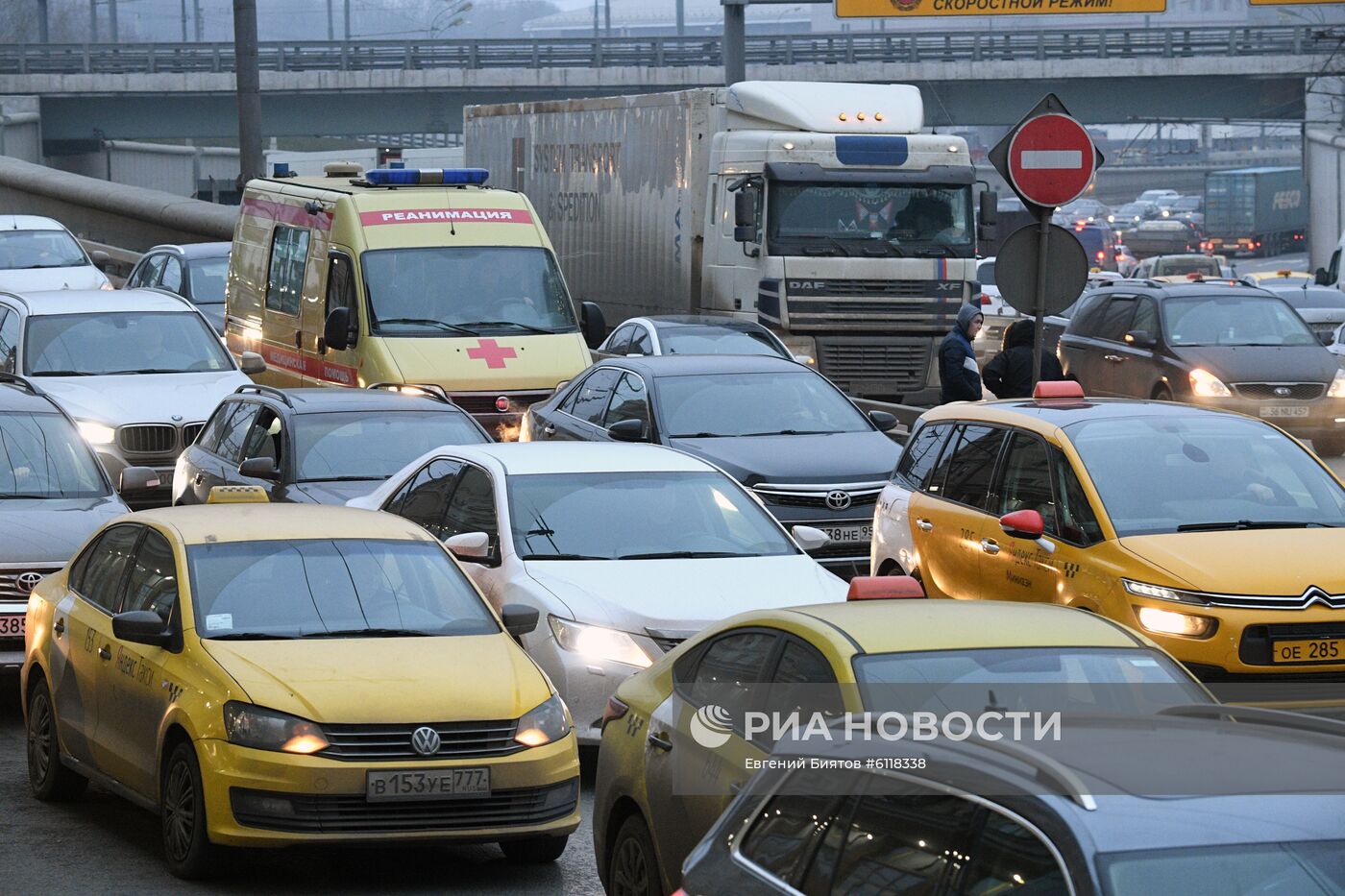 Предновогодние пробки в Москве