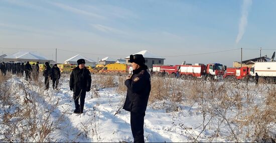 Крушение пассажирского самолета в Казахстане