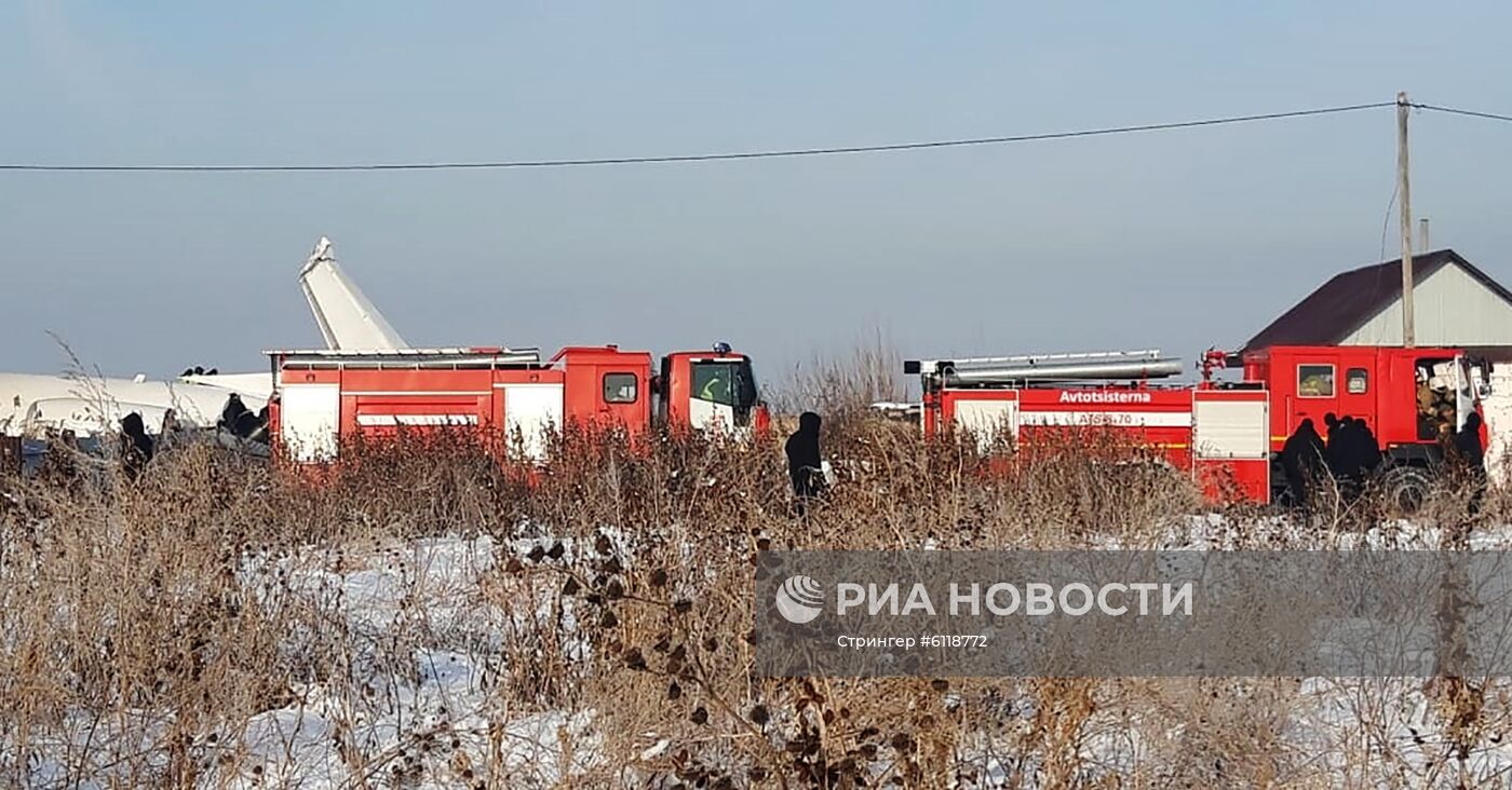 Крушение пассажирского самолета в Казахстане