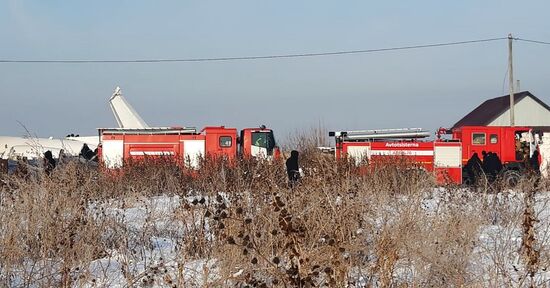 Крушение пассажирского самолета в Казахстане