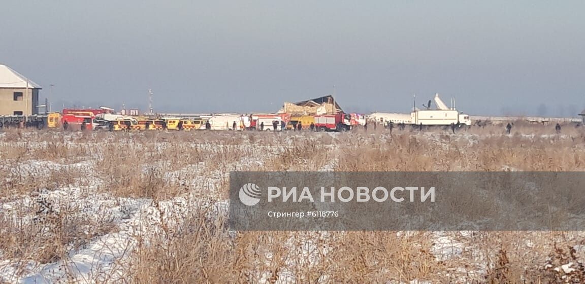 Крушение пассажирского самолета в Казахстане