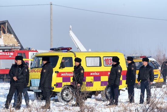 Крушение пассажирского самолета в Казахстане