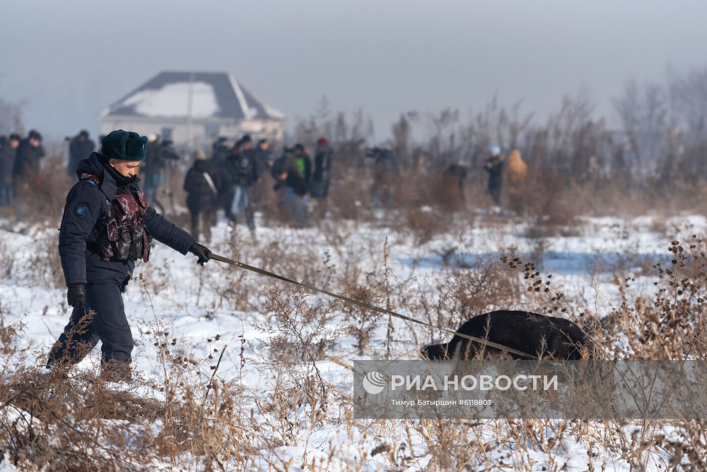 Крушение пассажирского самолета в Казахстане
