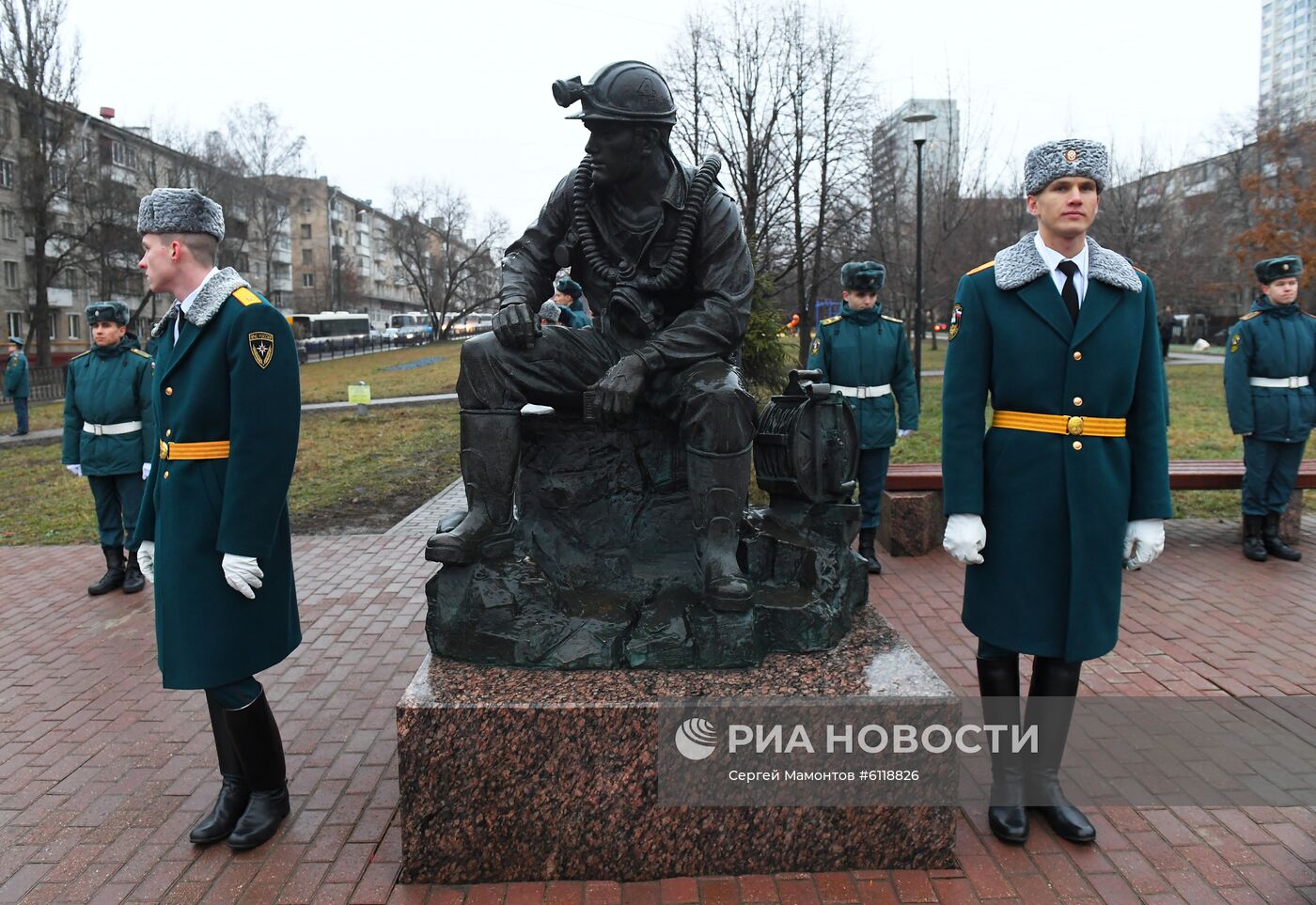 Мероприятия в честь Дня спасателя РФ