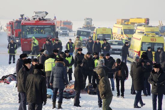 Крушение пассажирского самолета в Казахстане