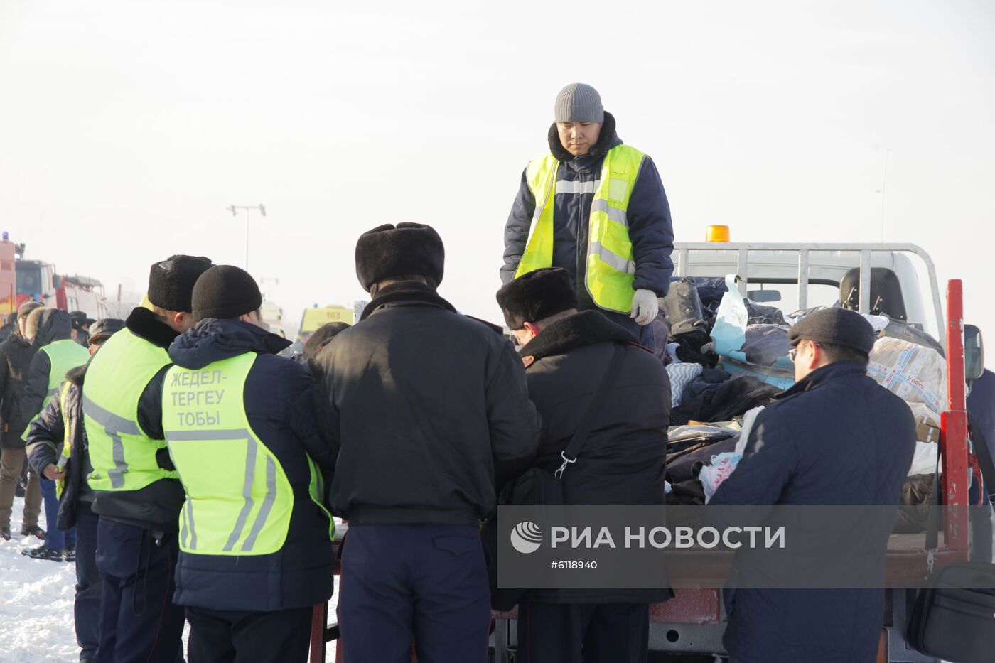 Крушение пассажирского самолета в Казахстане