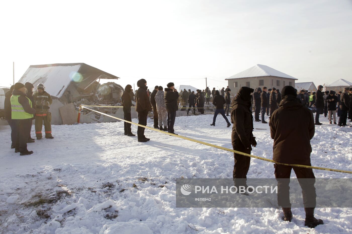 Крушение пассажирского самолета в Казахстане