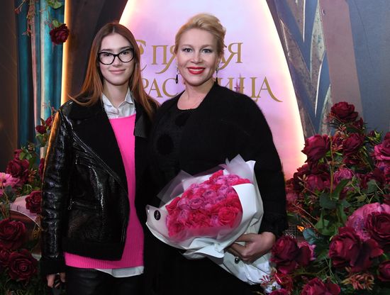 Премьера ледового шоу "Спящая красавица: легенда двух королевств"