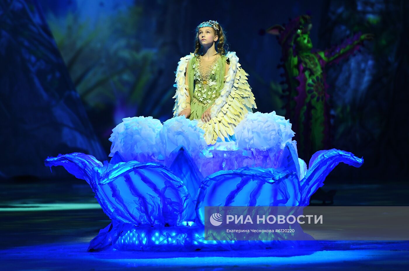 Премьера ледового шоу "Спящая красавица. Легенда двух королевств"