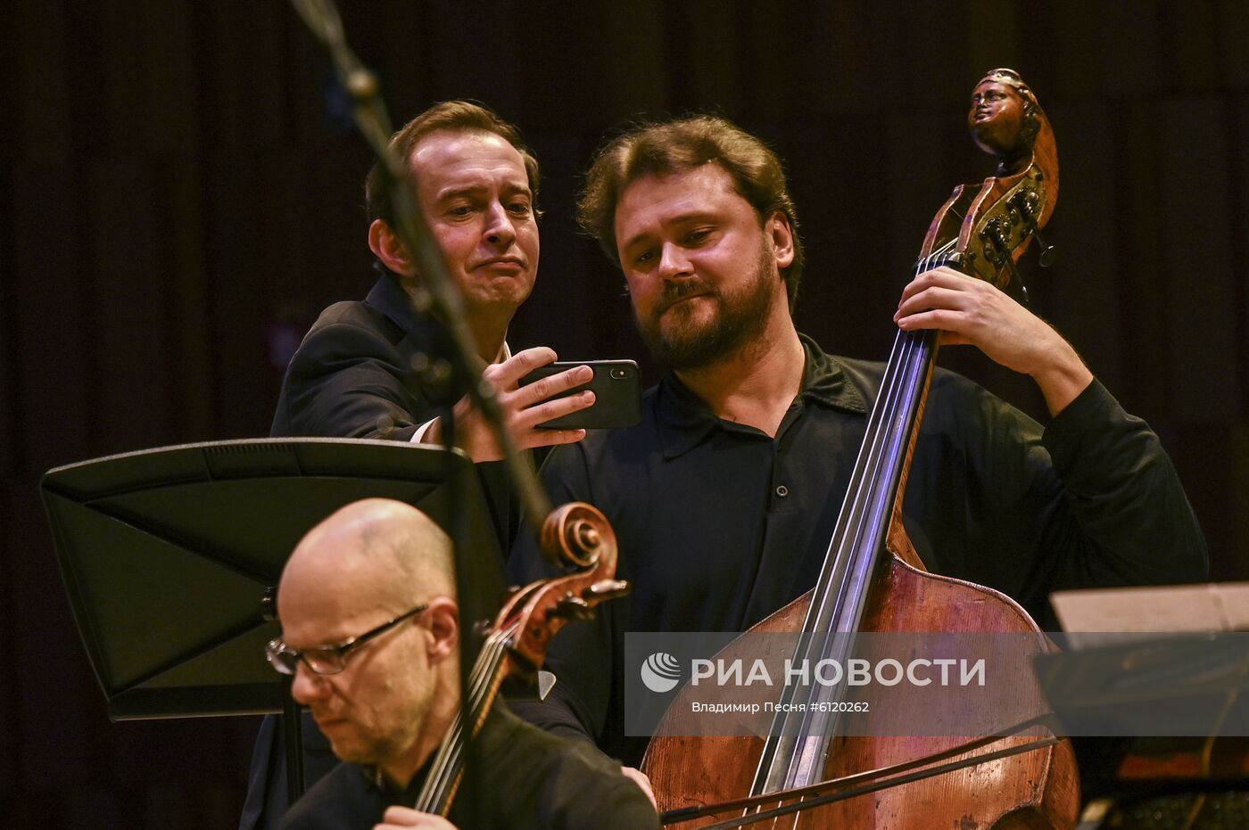 Концерт "Камю, Шуберт, Малер, Сен-Санс" в Москве