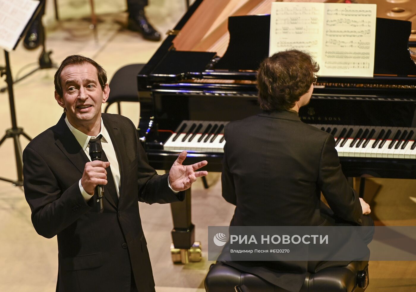 Концерт "Камю, Шуберт, Малер, Сен-Санс" в Москве