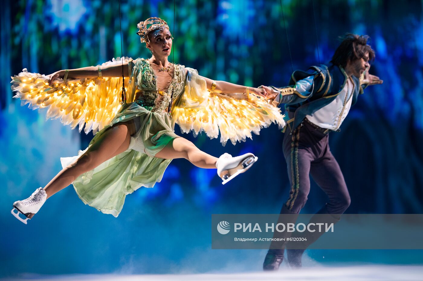 Премьера ледового шоу "Спящая красавица: легенда двух королевств"