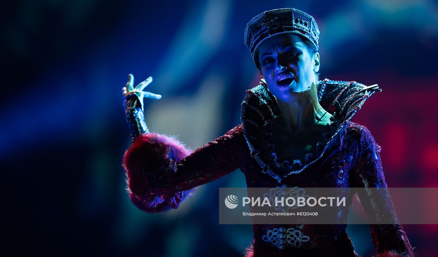 Премьера ледового шоу "Спящая красавица: легенда двух королевств"