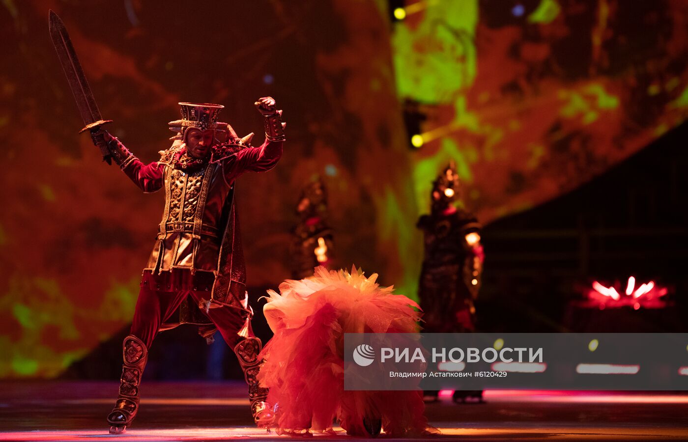 Премьера ледового шоу "Спящая красавица: легенда двух королевств"