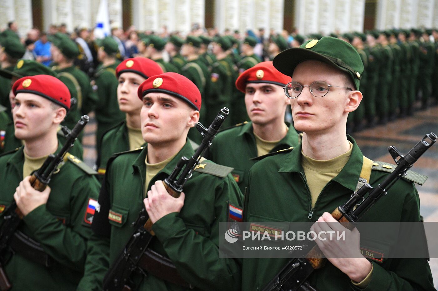 Присяга новобранцев Преображенского полка