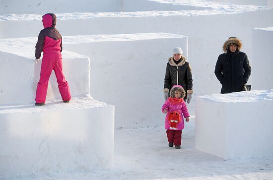 Открытие снежного лабиринта в Казани