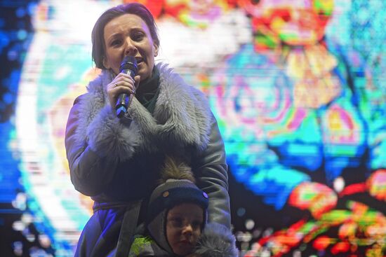 Фестиваль скульптур "Ледовая Москва. В кругу семьи"