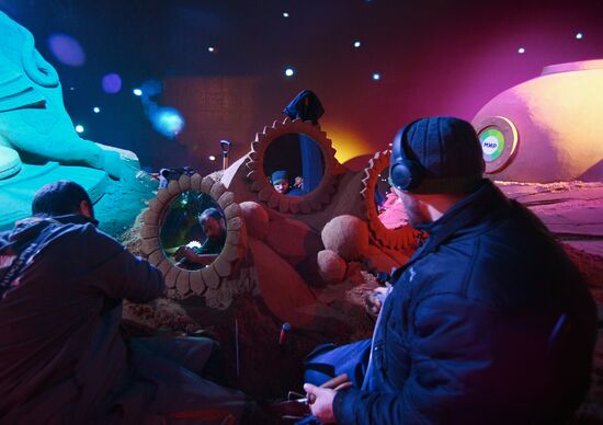 Фестиваль скульптур "Ледовая Москва. В кругу семьи"