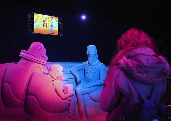 Фестиваль скульптур "Ледовая Москва. В кругу семьи"