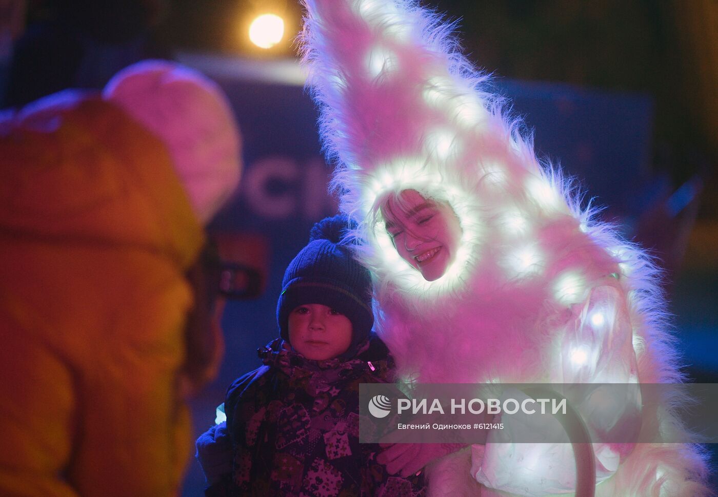 Фестиваль скульптур "Ледовая Москва. В кругу семьи"