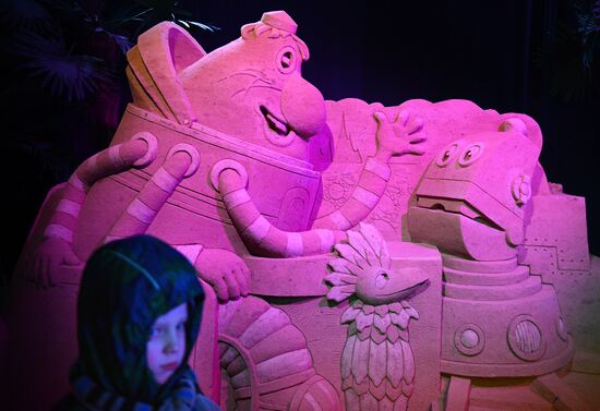 Фестиваль скульптур "Ледовая Москва. В кругу семьи"