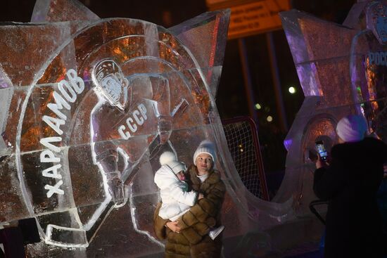Фестиваль скульптур "Ледовая Москва. В кругу семьи"
