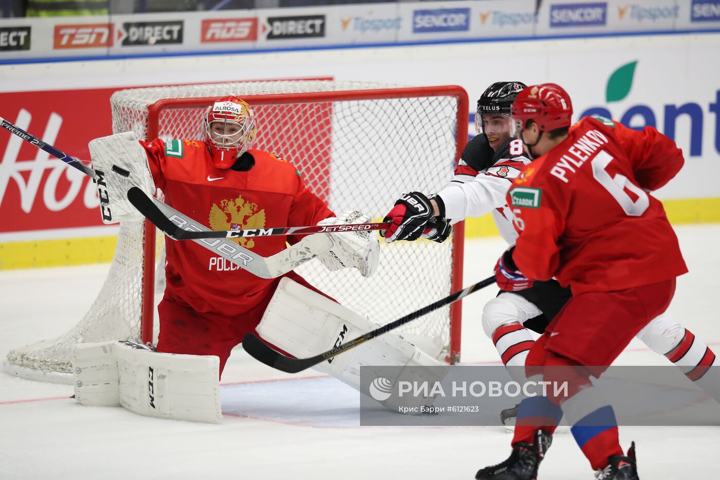 Хоккей. Молодежный чемпионат мира. Матч Россия – Канада