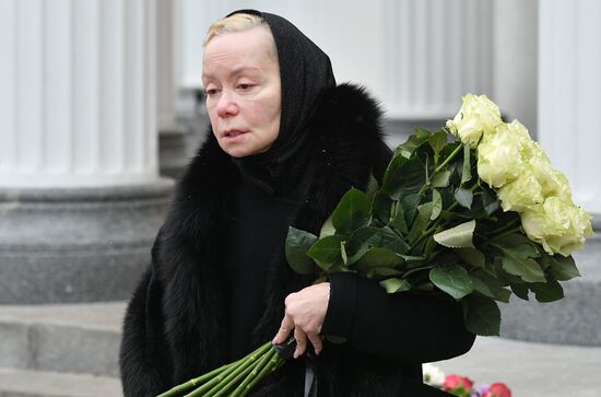 Прощание с Галиной Волчек