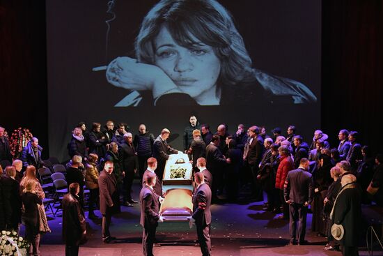 Прощание с Галиной Волчек