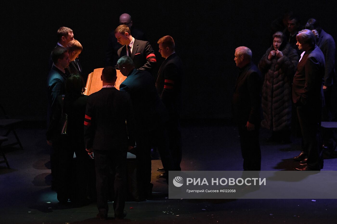 Прощание с Галиной Волчек