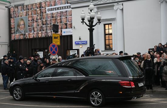 Прощание с Галиной Волчек