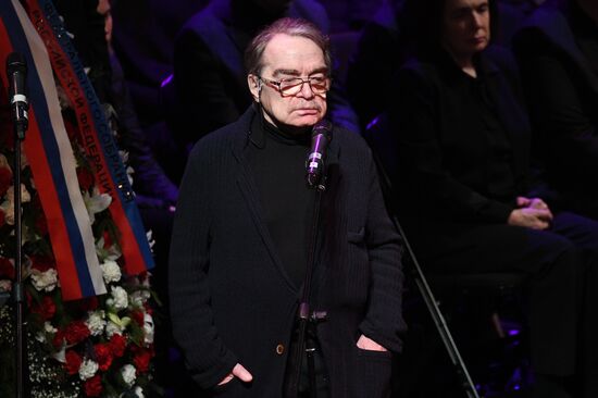 Прощание с Галиной Волчек