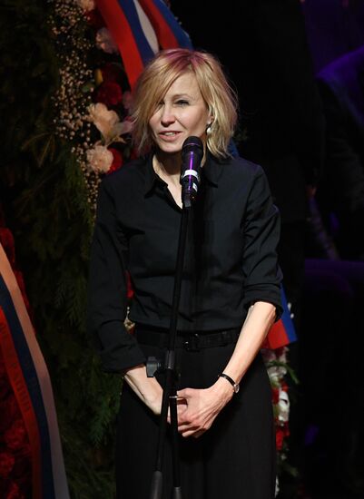 Прощание с Галиной Волчек