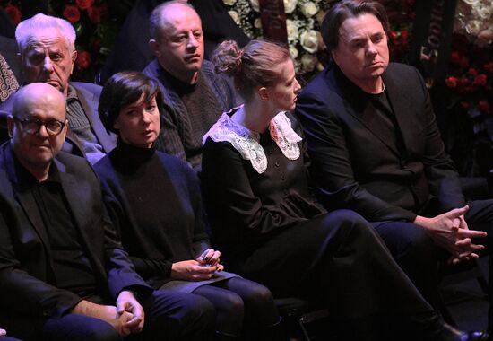 Прощание с Галиной Волчек