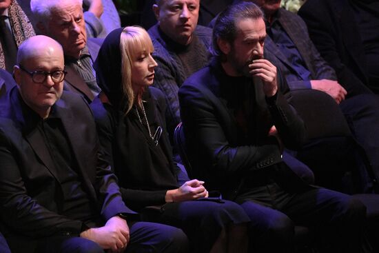 Прощание с Галиной Волчек