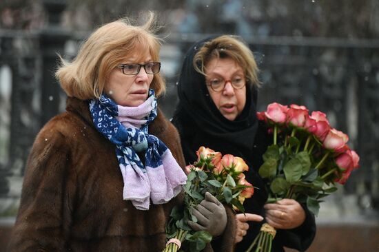 Прощание с Галиной Волчек