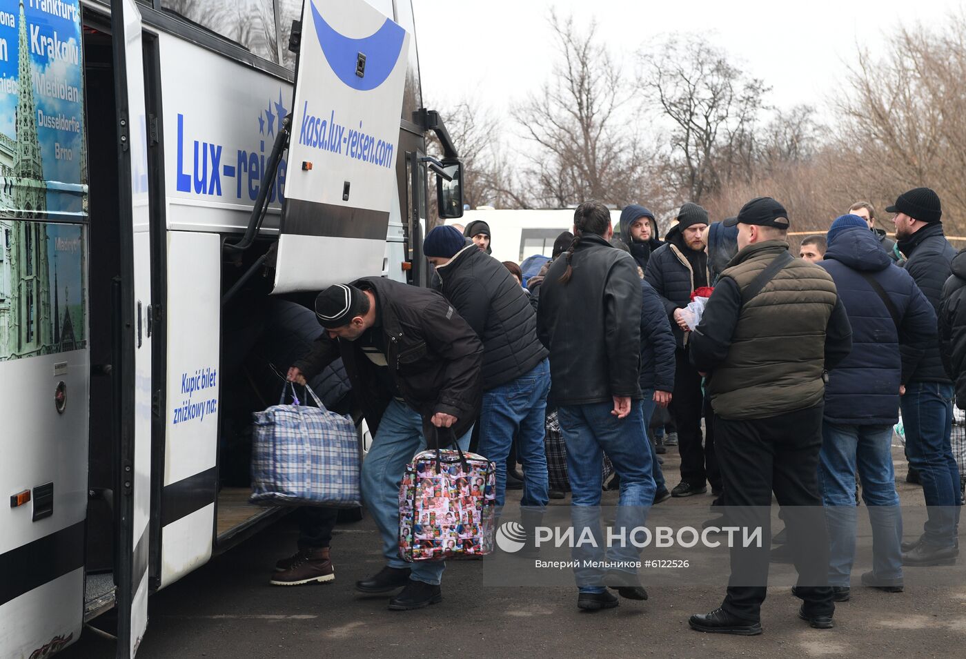 Обмен военнопленными между ДНР, ЛНР и Украиной в Донецкой области