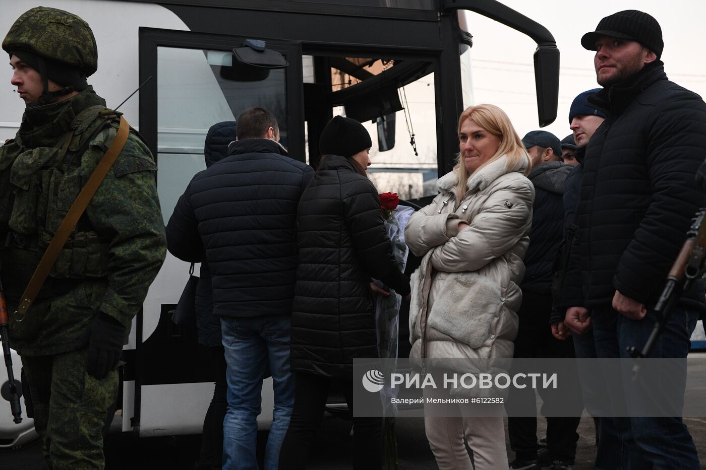 Обмен военнопленными между ДНР, ЛНР и Украиной в Донецкой области