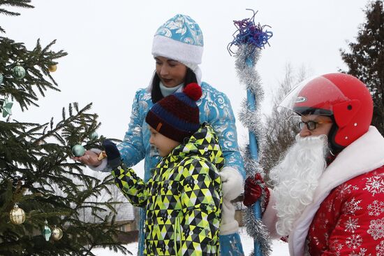 Благотворительная акция "Пробег Дедов Морозов" в Рыбинске