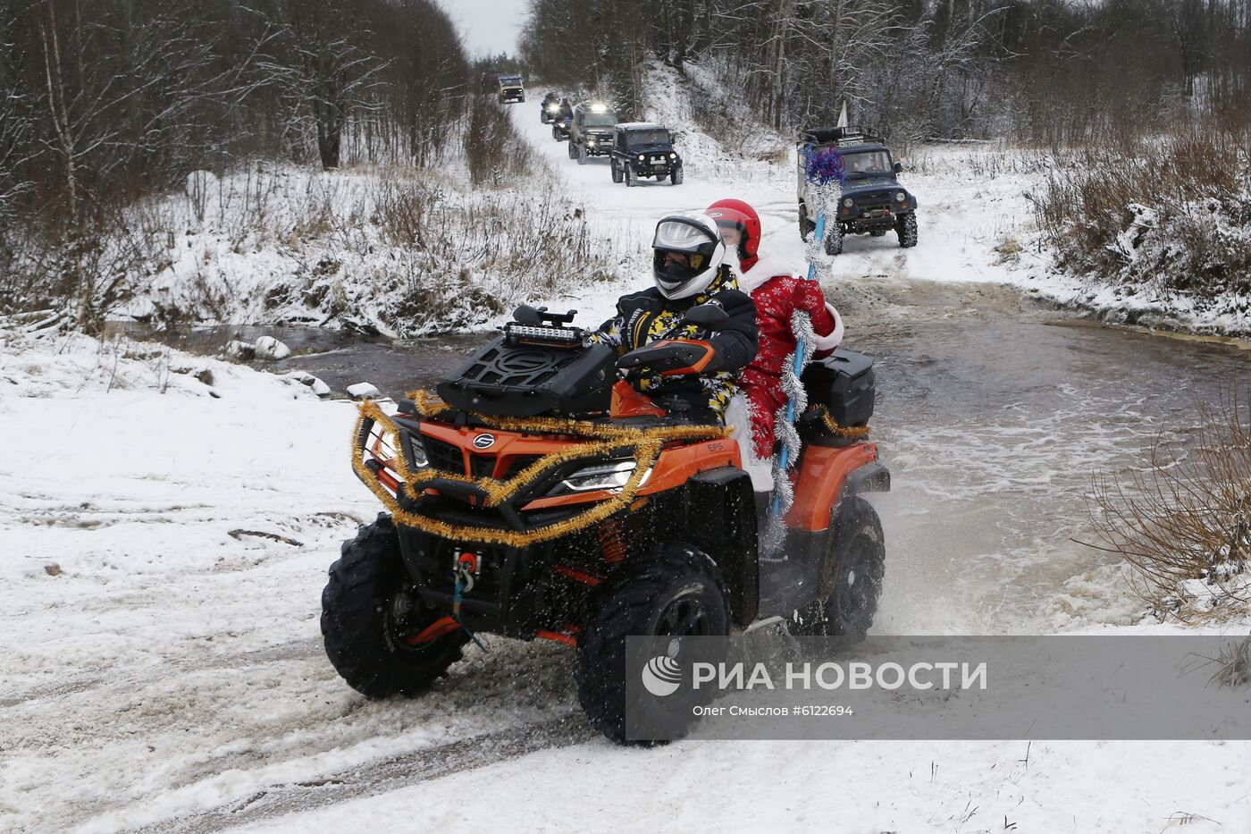 Благотворительная акция "Пробег Дедов Морозов" в Рыбинске