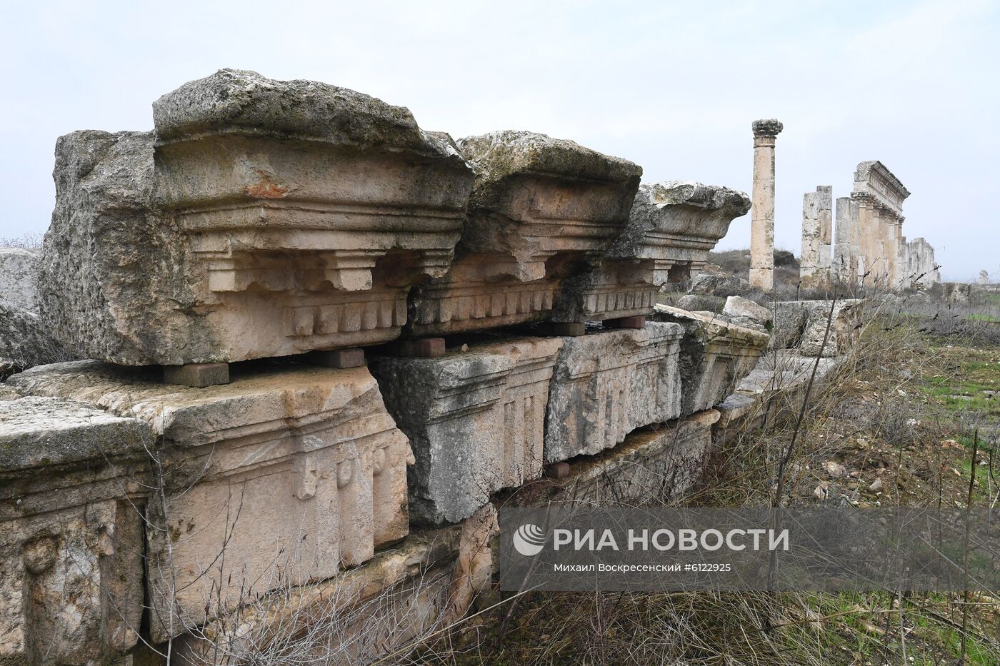 Древний город Афамия в Сирии