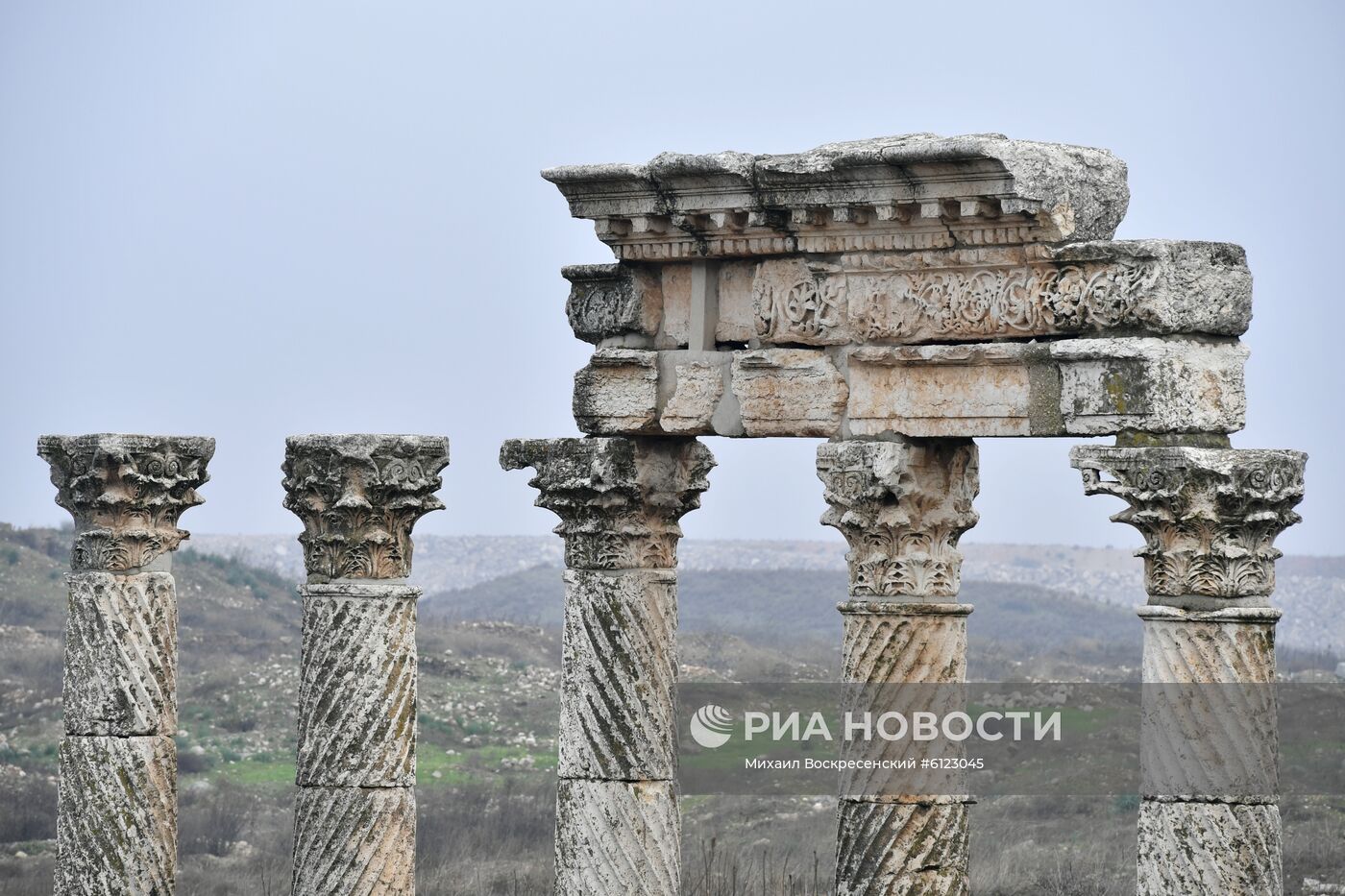 Древний город Афамия в Сирии