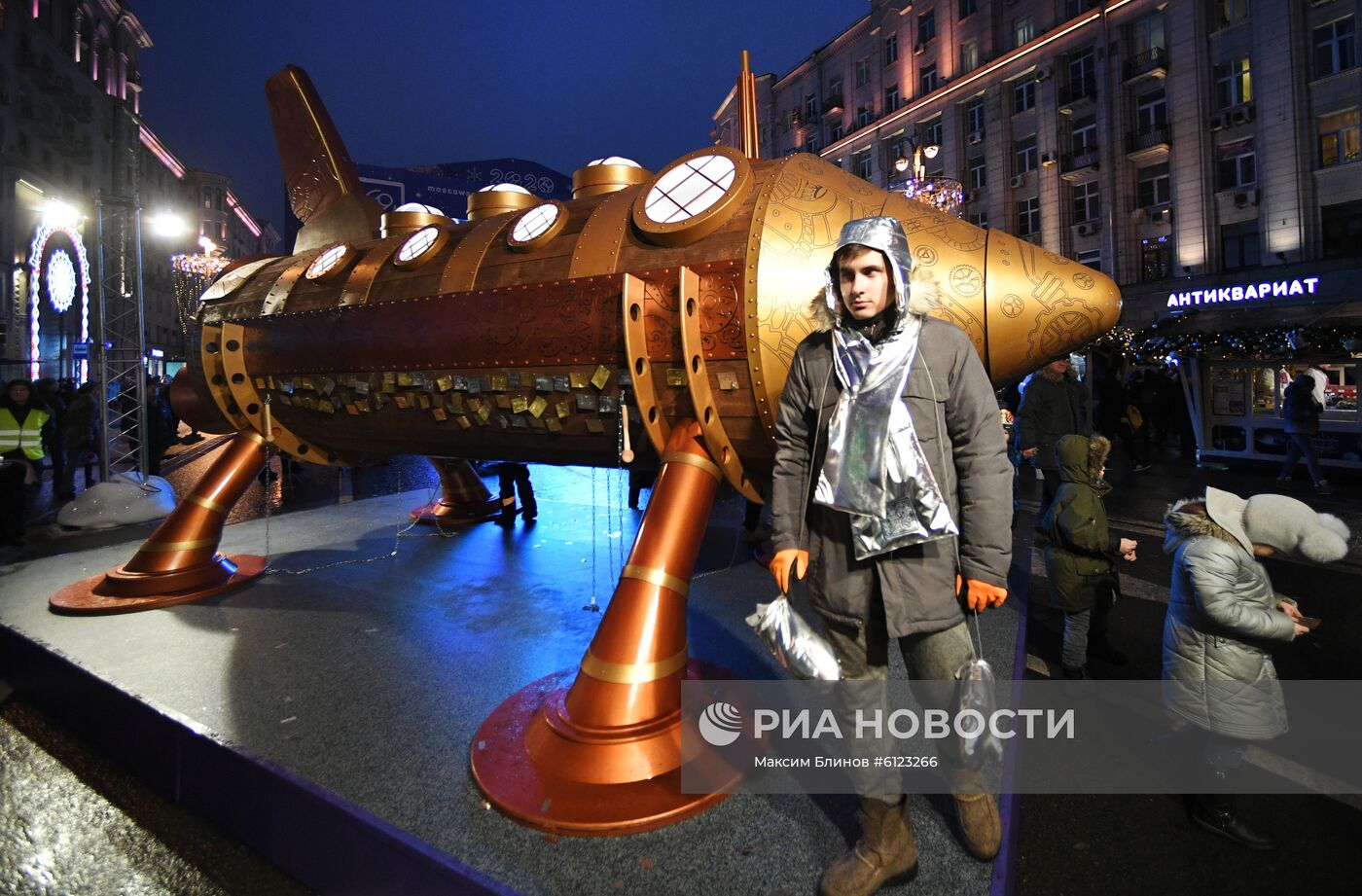 Новогоднее украшение центральных улиц Москвы