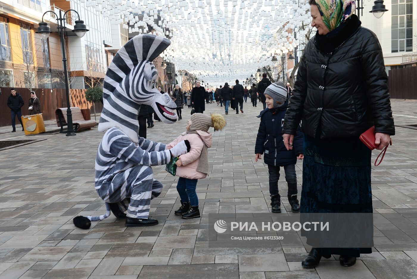 Празднование Нового года в городах России