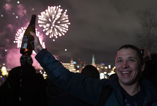 Празднование Нового года в Москве