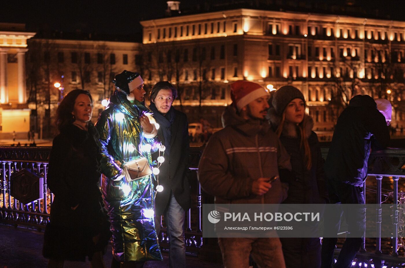 Празднование Нового года в городах России