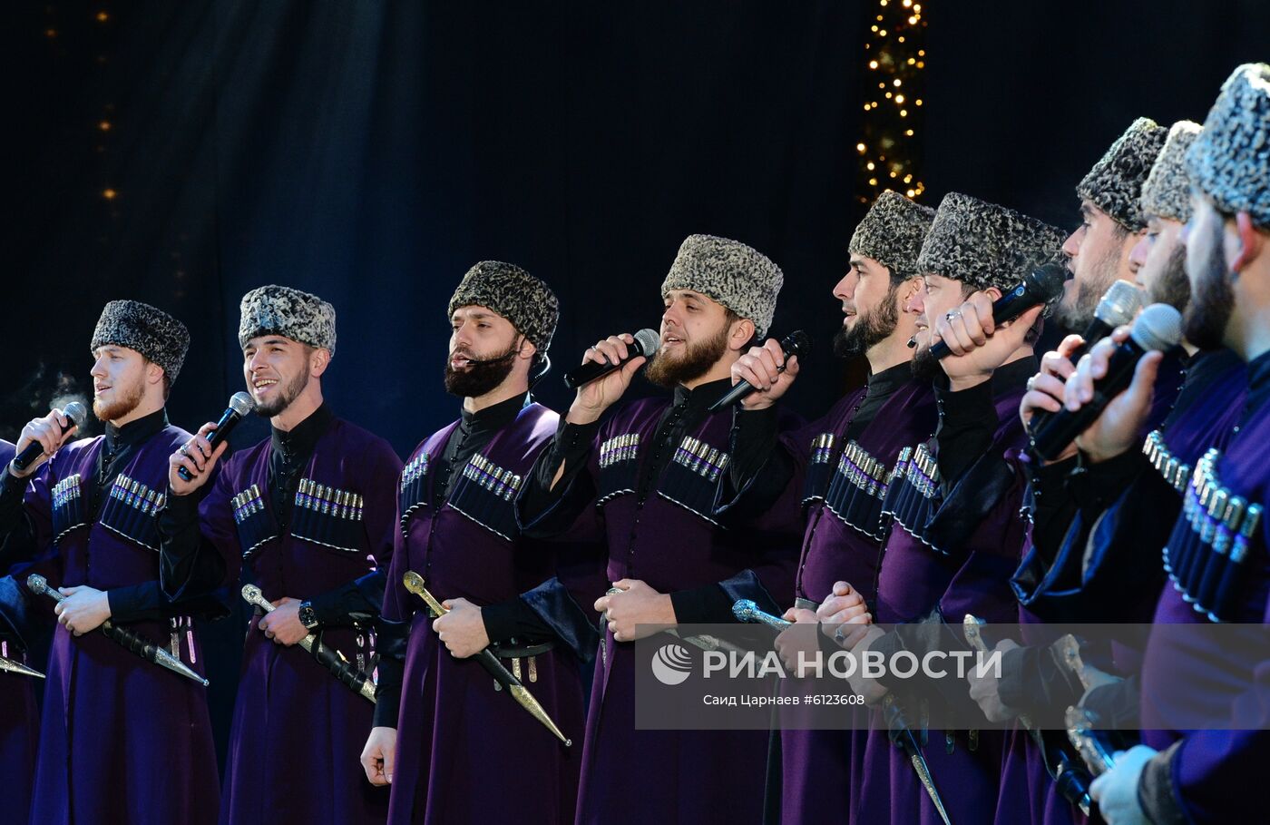 Празднование Нового года в городах России