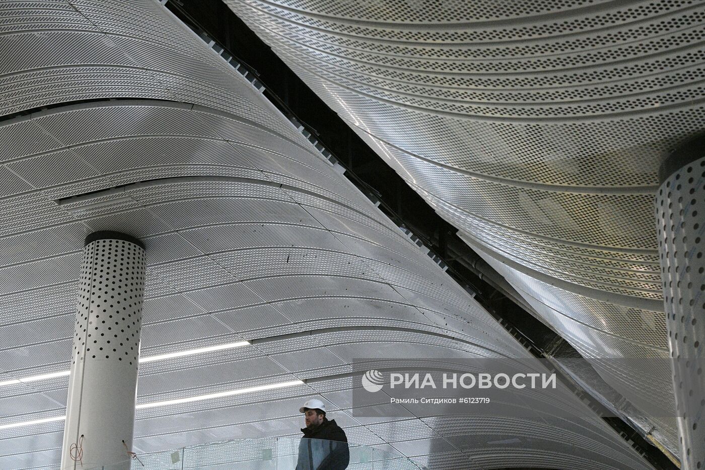 Строительство станции метро "Нижегородская" в Москве